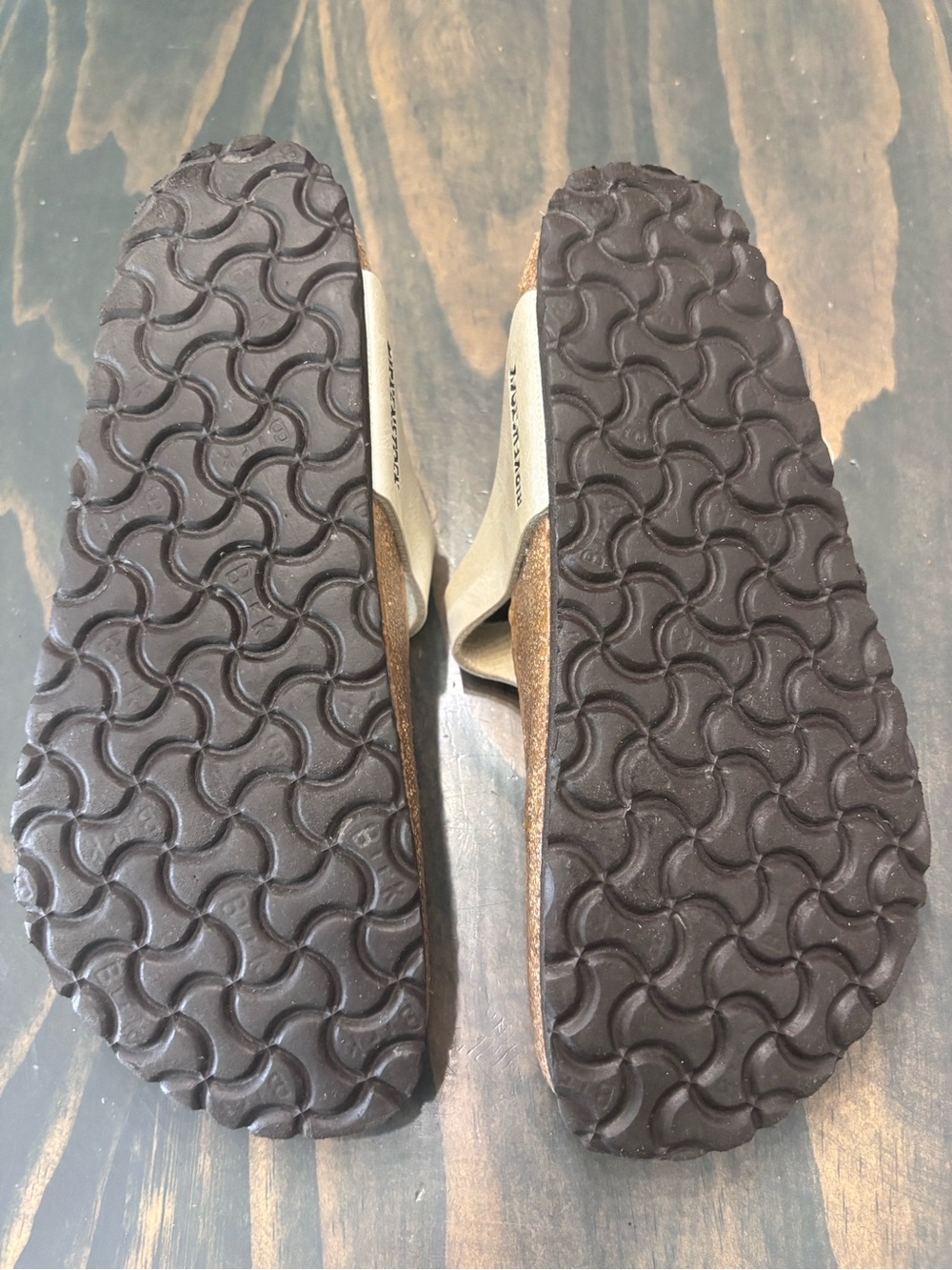 Birkenstock Gizeh Sandal - Picture 3 of 7